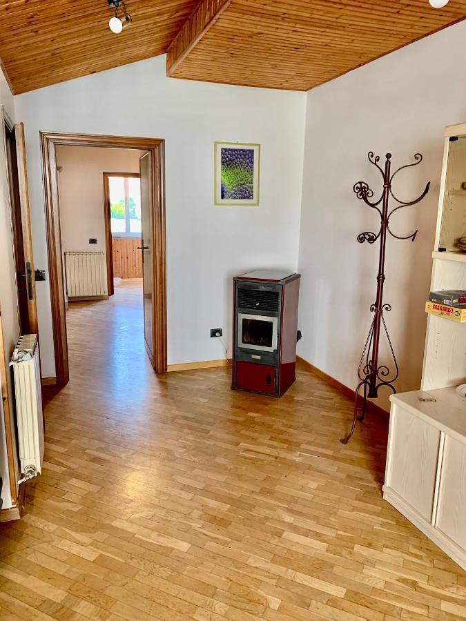 Amadeus Pinolo Appartement Gubbio Buitenkant foto