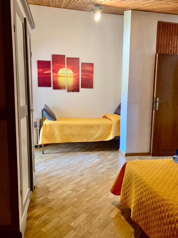 Amadeus Pinolo Appartement Gubbio Buitenkant foto