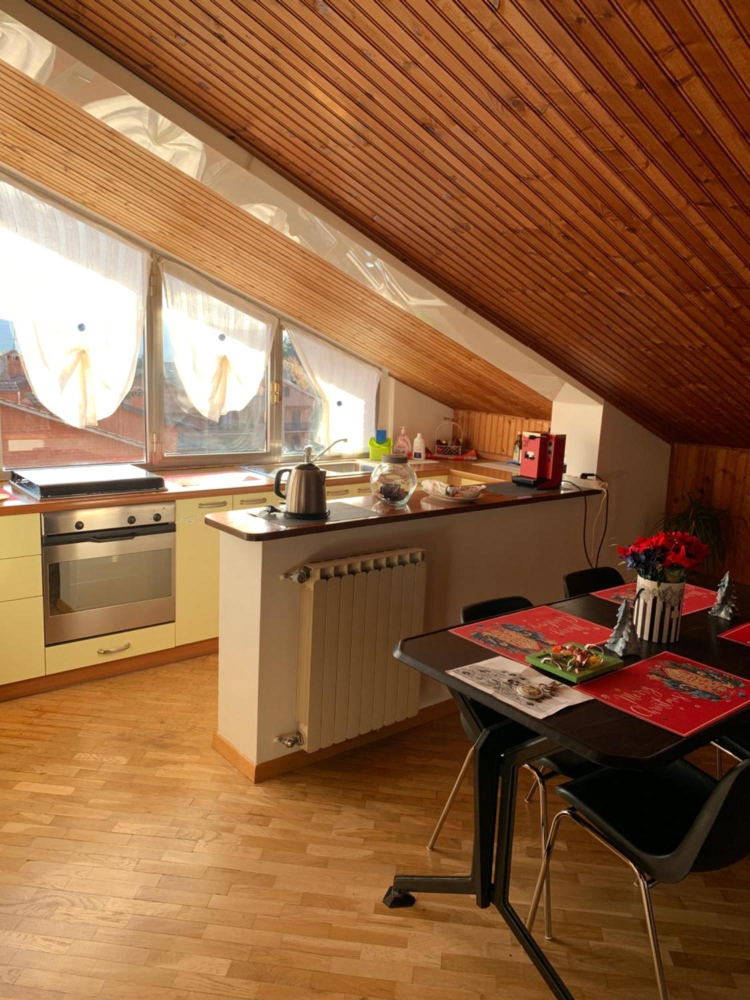 Amadeus Pinolo Appartement Gubbio Buitenkant foto